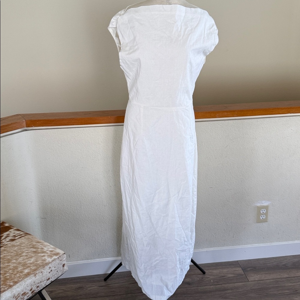 Minimalist modern White Fabric sheath dress boatneck